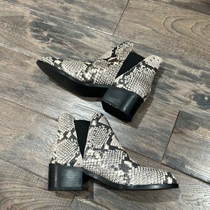 STEVE MADDEN // Cade Boots NWOT